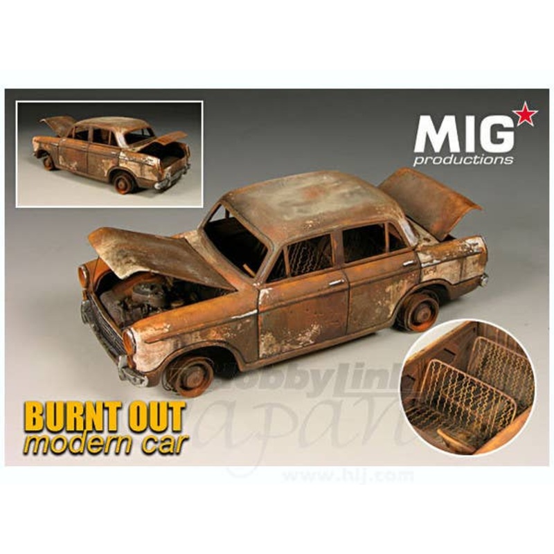 1/35 Burnt Out Modern Car (Asia, Middle East, Africa)