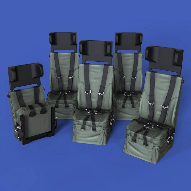 1/35 Moder Italy Iveco LMV Seat Set