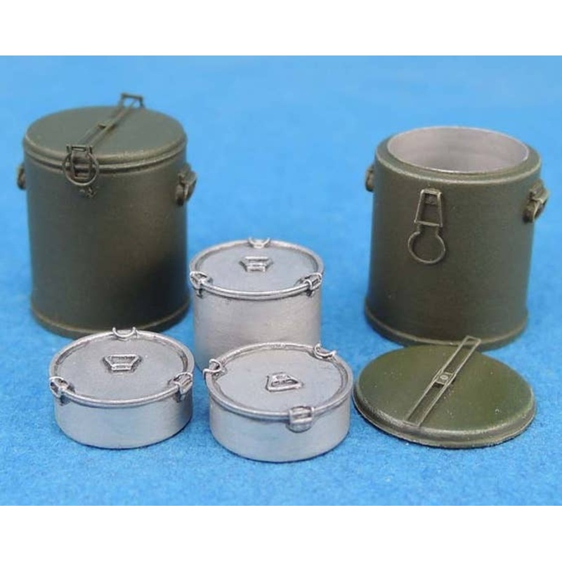1/35 WWII M1941 Food Container set (Closed 8/Open 2)