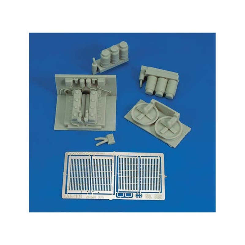 1/35 M10 Engine (Academy)