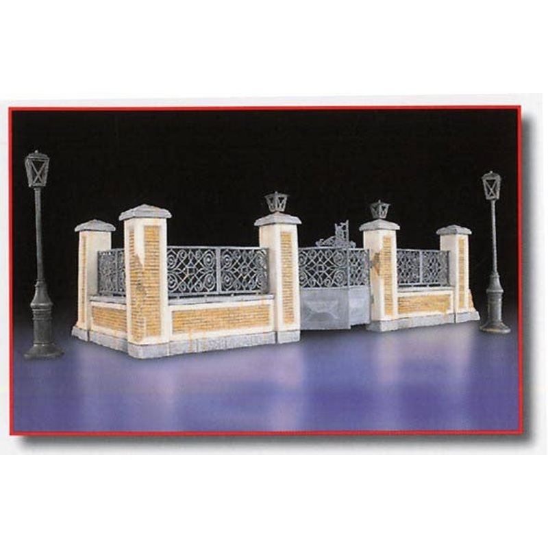 1/35 Park Gate & Fence