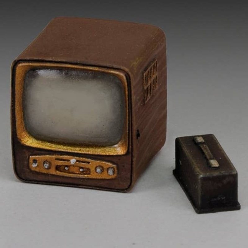 1/35 1930/1950 CRT TV