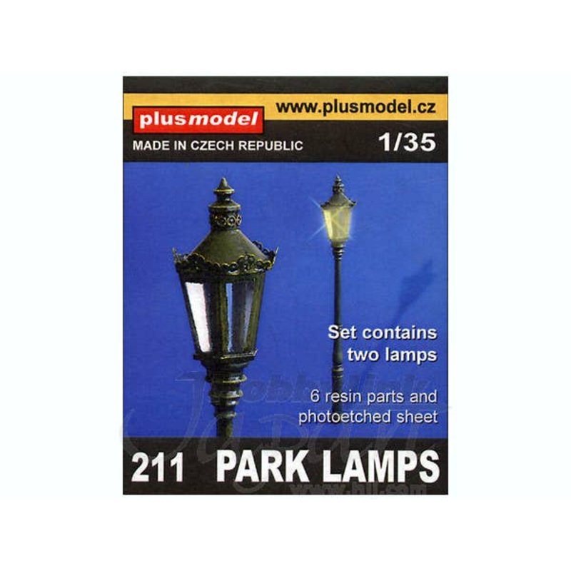 1/35 Park Lamps (set of 2)