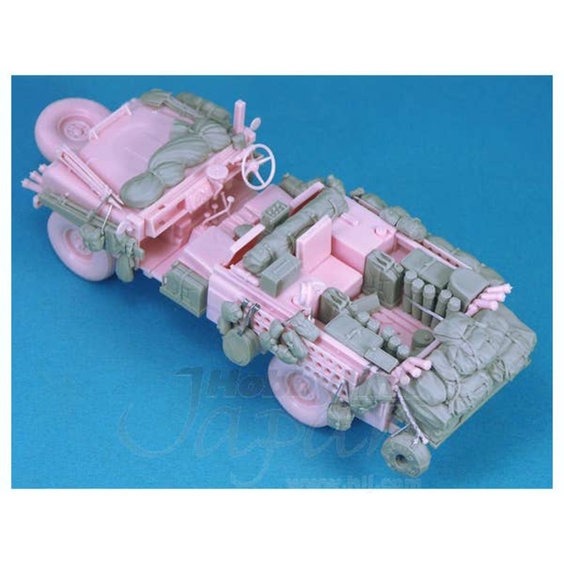 1/35 Pink Panther Stowage Set