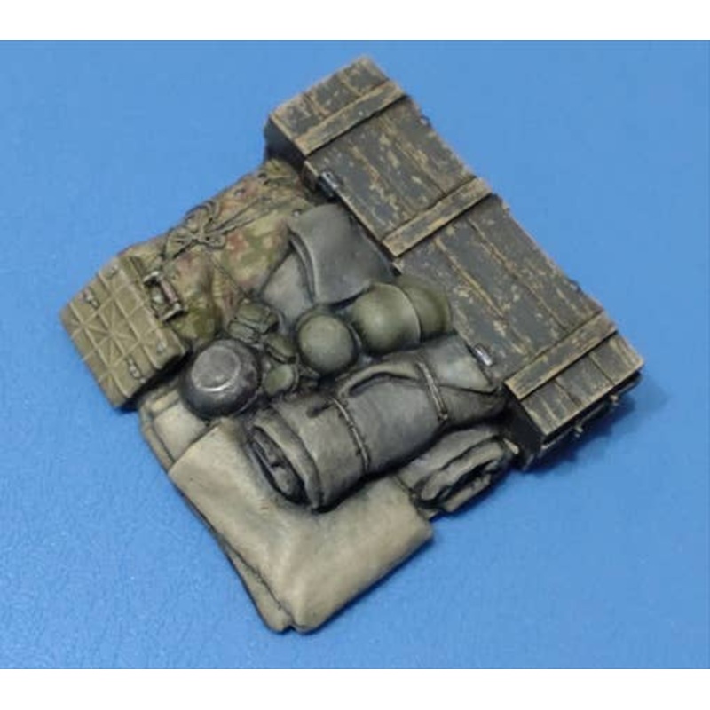 1/35 Rear Loading Baggage Set (For No. 3 Assault Gun Tank Early Model Series)