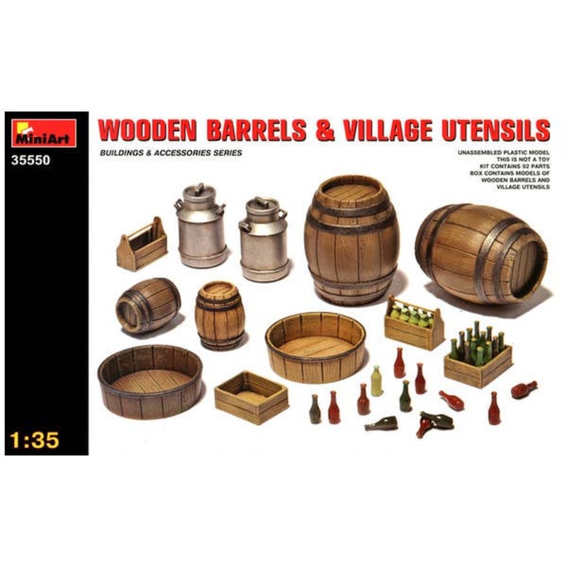 1/35 Wooden Barrels & Village Utensils