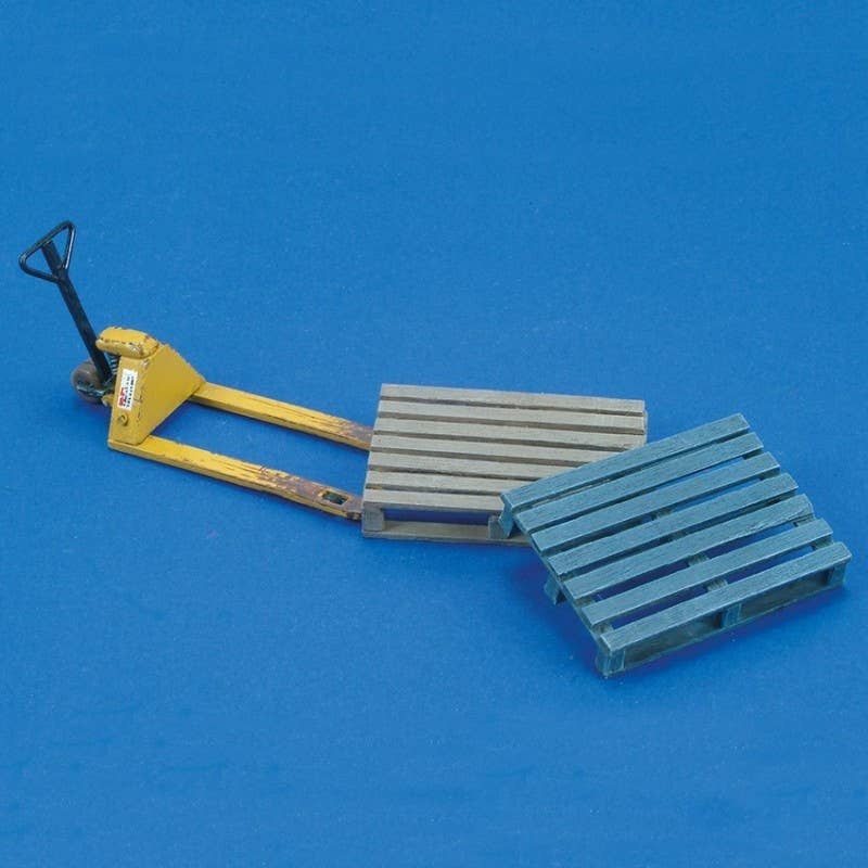 1/35 Transpallet