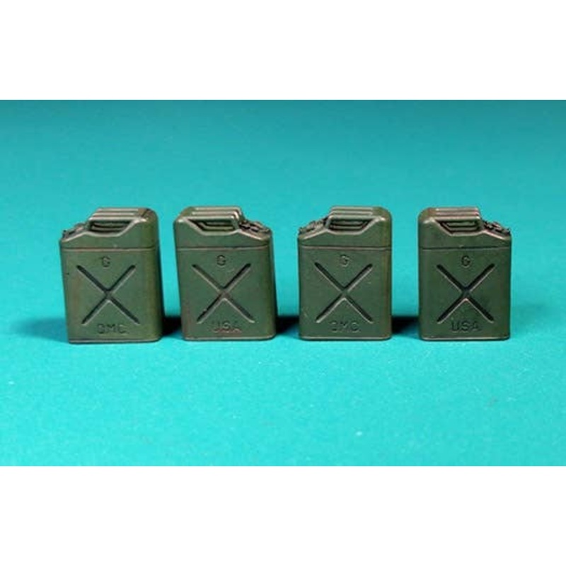 1/35 WWII US Army Fuel Jerrycan Set # 1