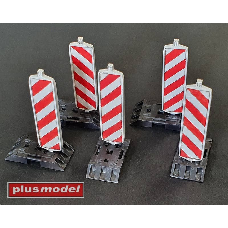 1/35 Directional Boards
