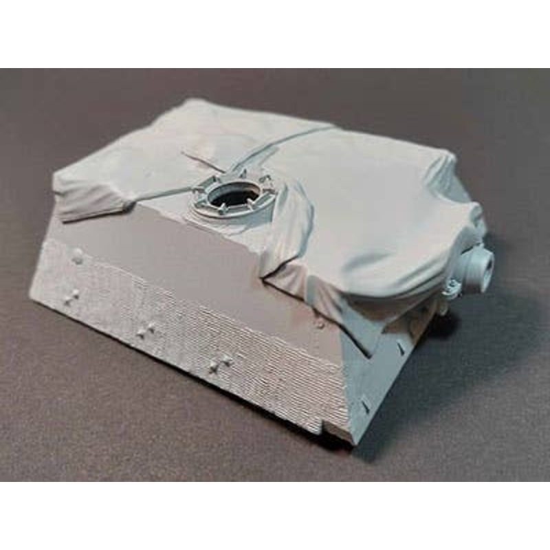 1/35 German Elephant Battle Room with Canvas Cover