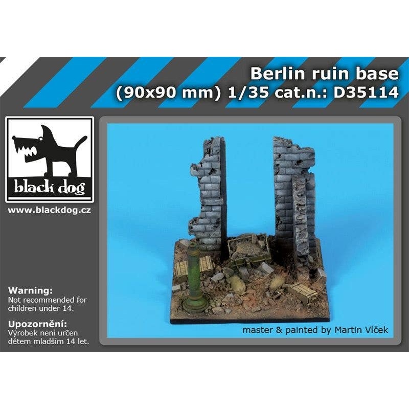 1/35 Berlin Ruins Base