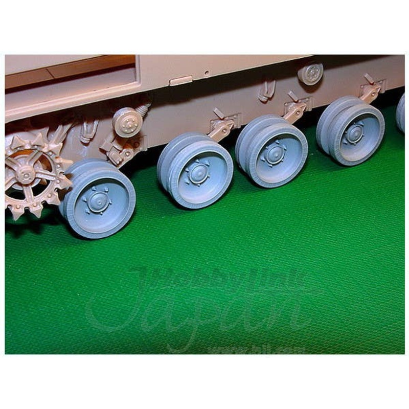 1/35 BMP-3 Road Wheels Set (Trumpeter)