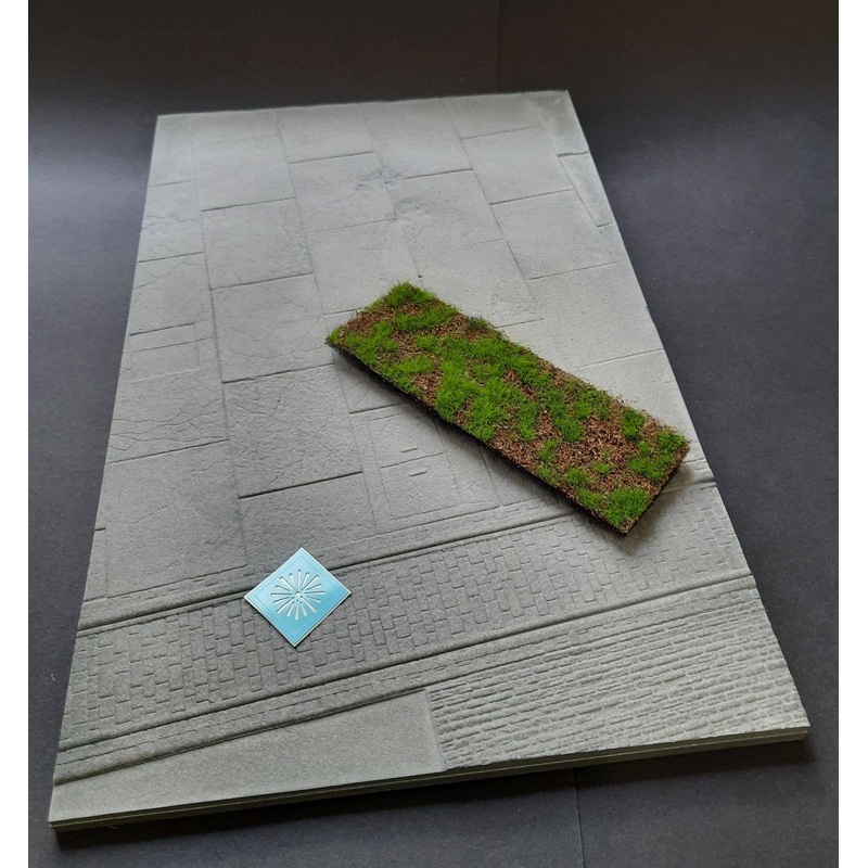 1/35 Polyurethane Sheet With Weeded Freight Car Tracks and Factory Concrete Road Manholes