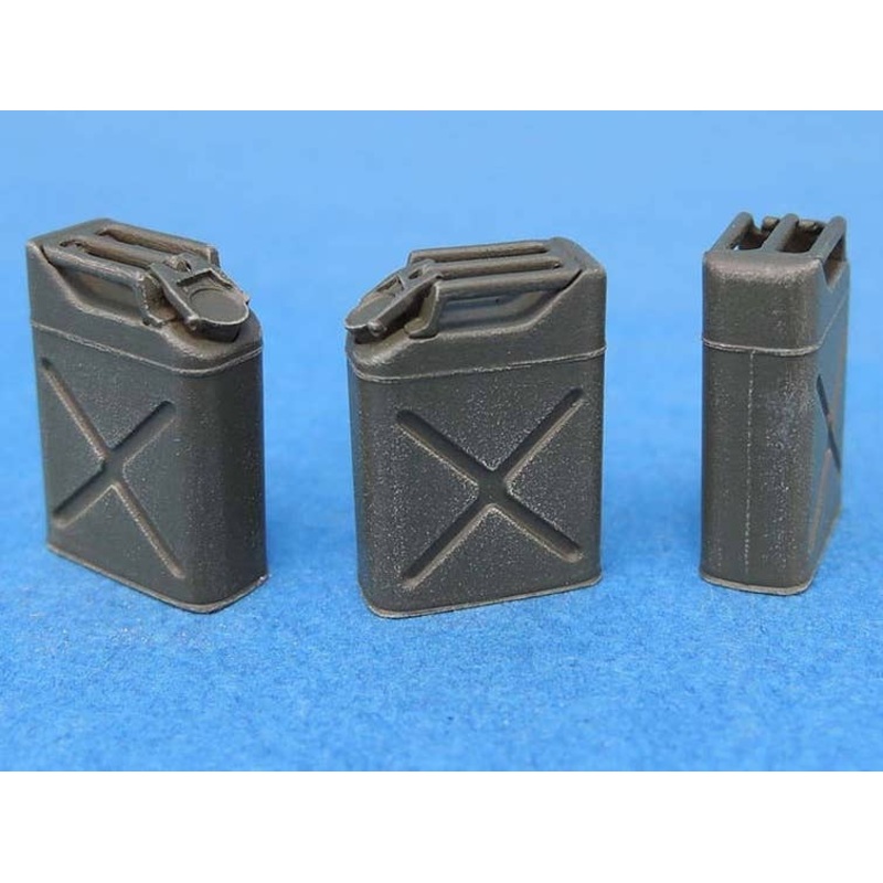 1/35 WWII US Water Can set (15pcs)