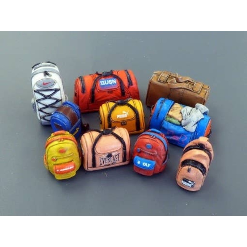1/35 Modern Bags