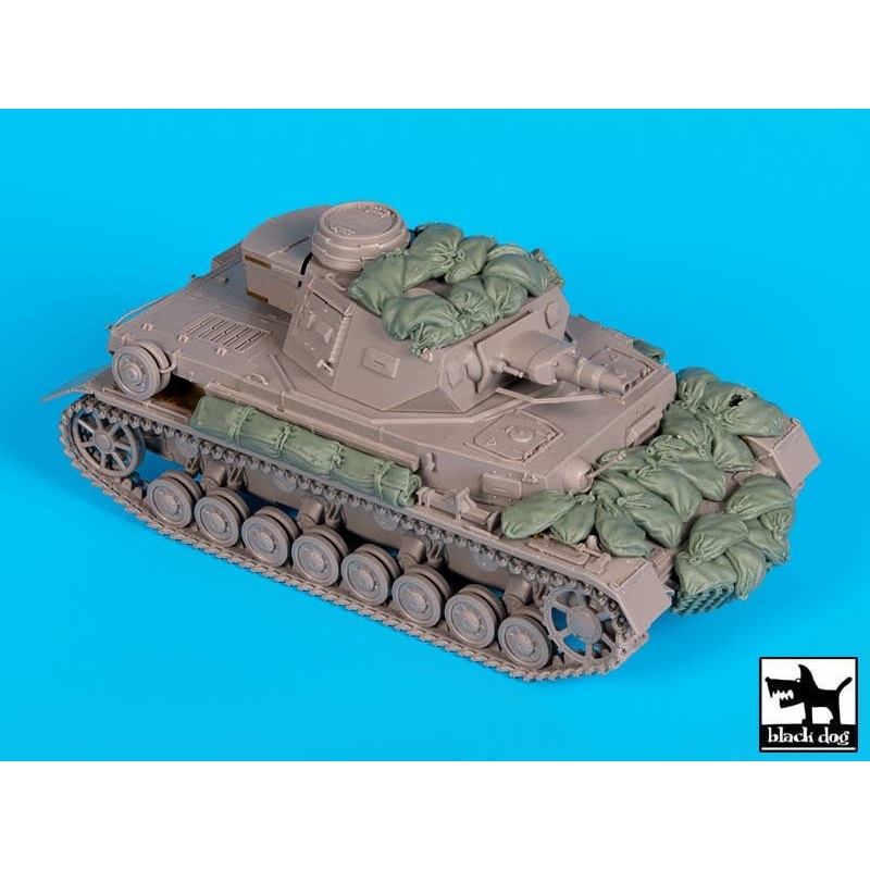 1/35 Pz.Kpfw. III Accessories Set
