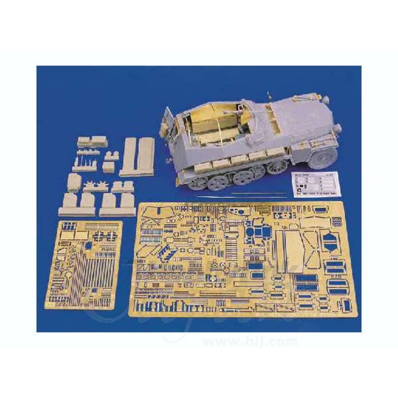 1/35 Sd.Kfz.250/1 le Spw Alte (Dragon)