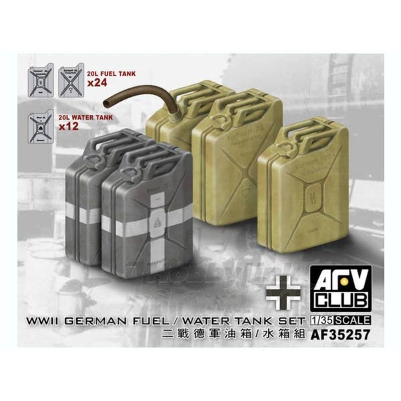 1/35 WWII German Fuel & Water Can Set