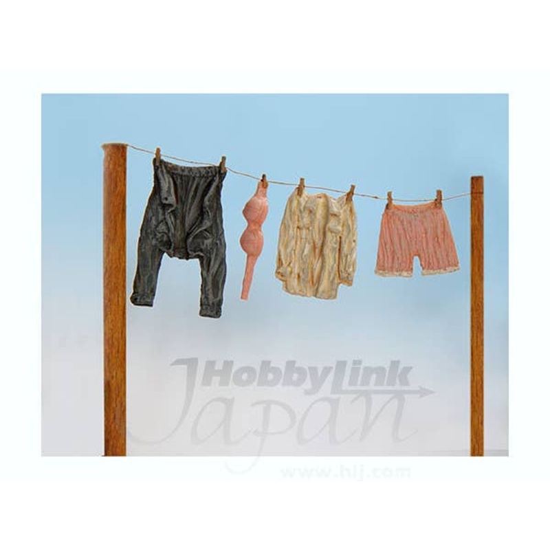 1/35 Clothing (4pcs)