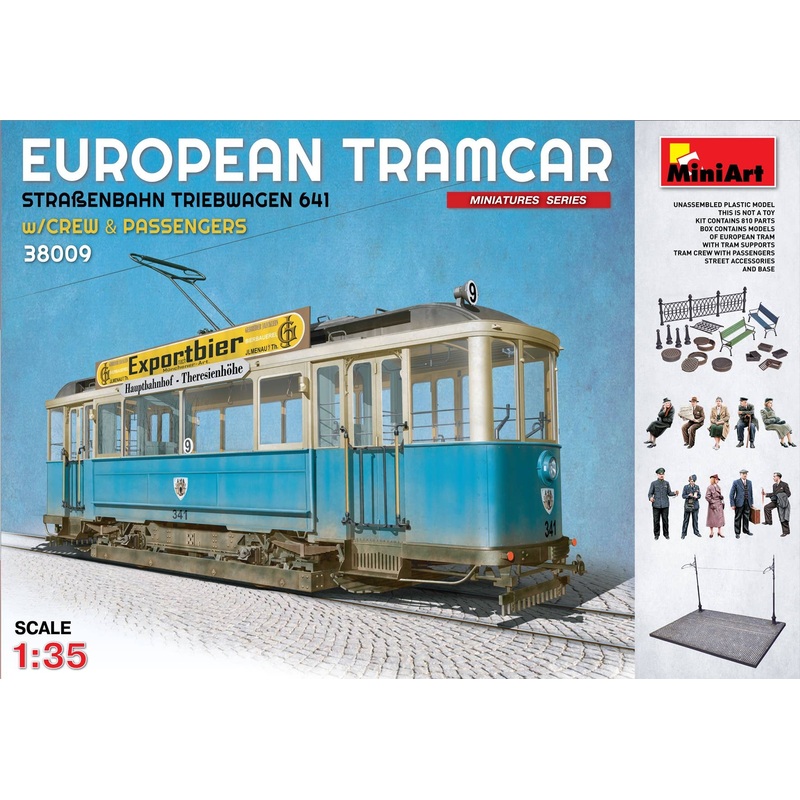 1/35 European Tramcar with Crew & Passengers