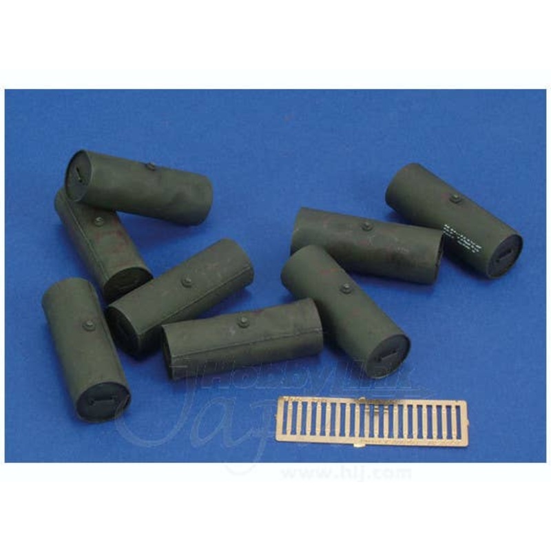 1/35 Fuel Tanks for Russian Tanks (WWII)