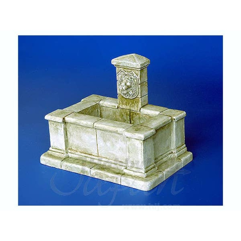 1/35 Square Street Fountain
