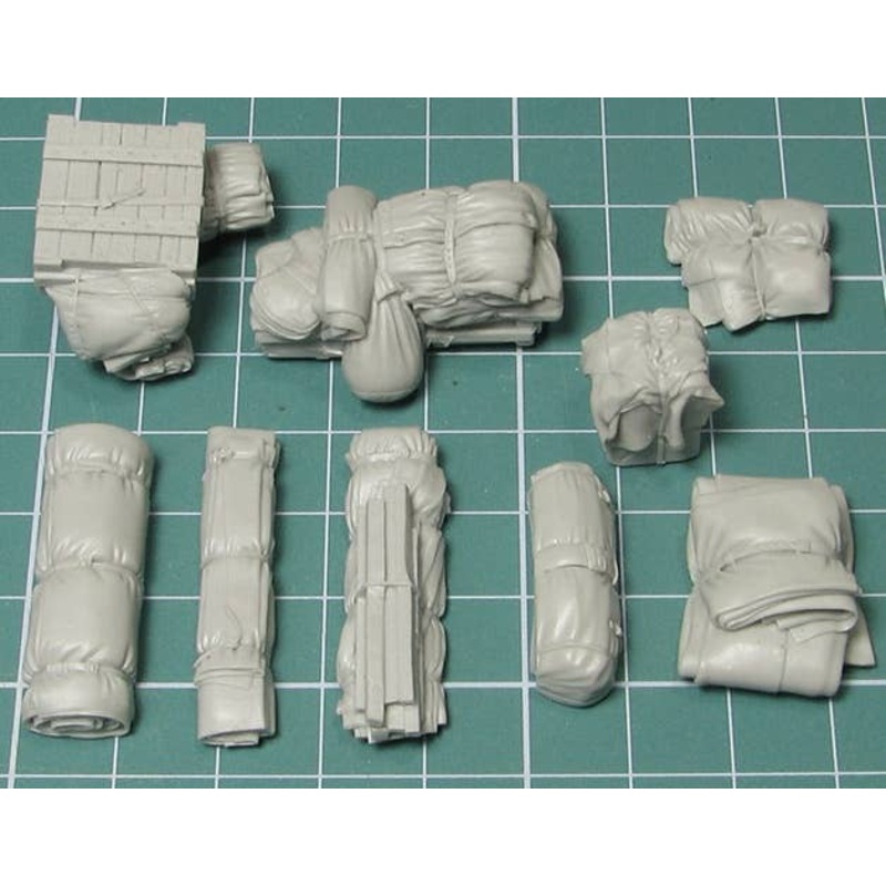 1/35 WWII IV Tank Cargo Set