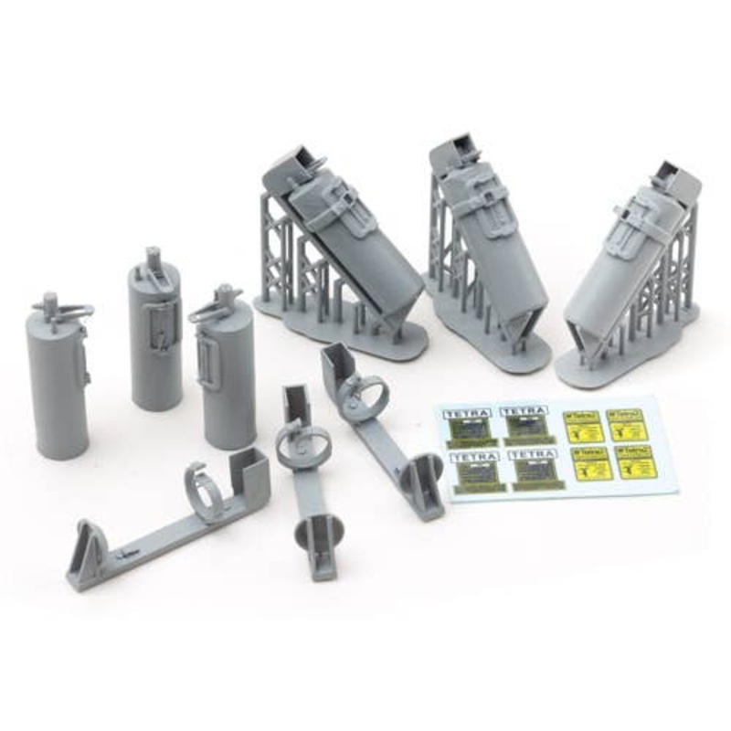 1/16 WWII Germany In-Vehicle Fire Extinguisher Set Late Model (3D Printed)