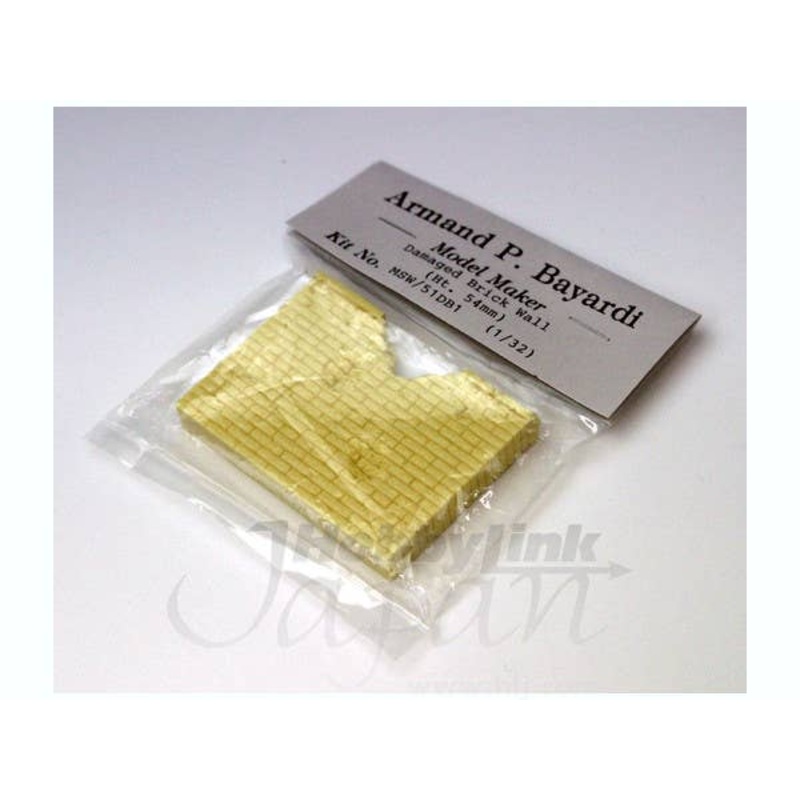 1/32 Damaged Brick Wall (Height 54mm)