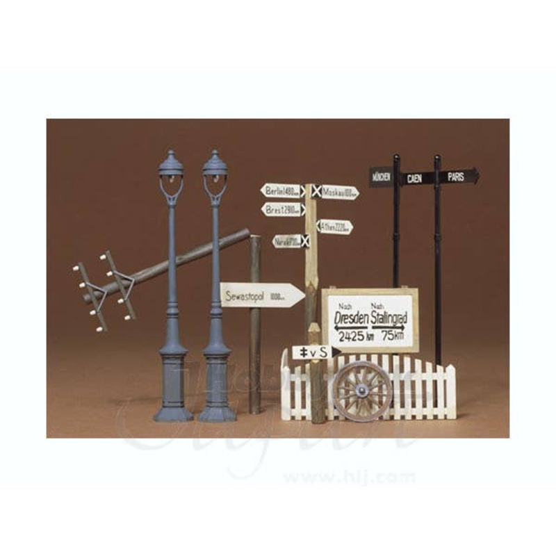1/35 Road Sign Set