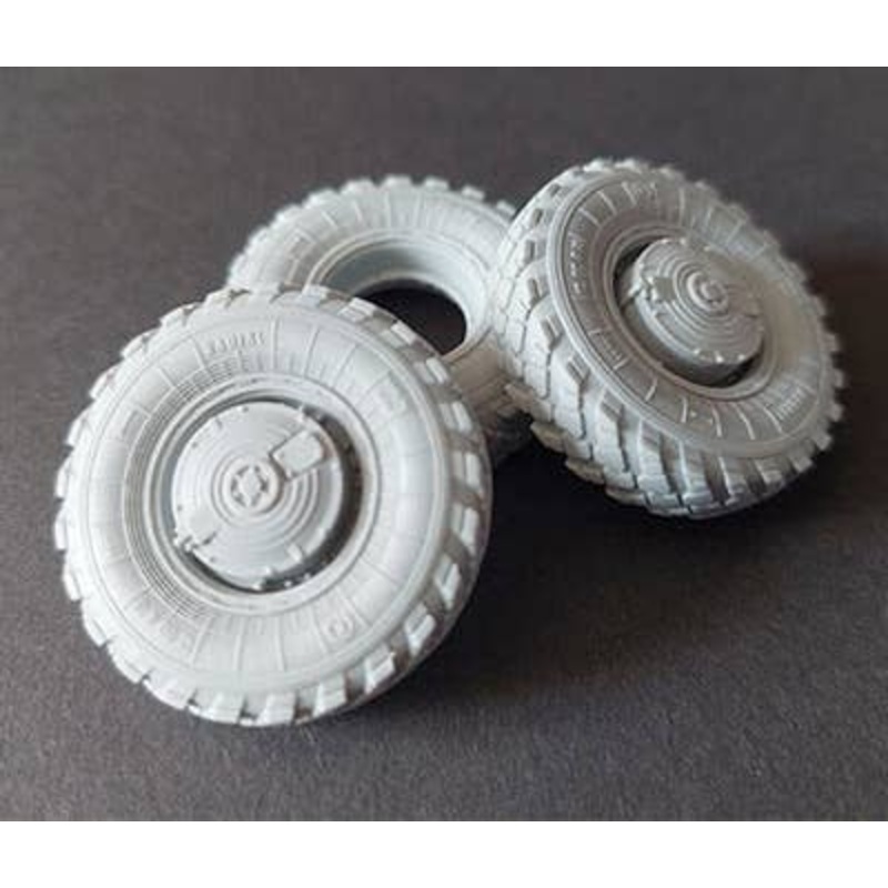 1/35 Russia GAZ233014 Tire wheel for Tiger armored car