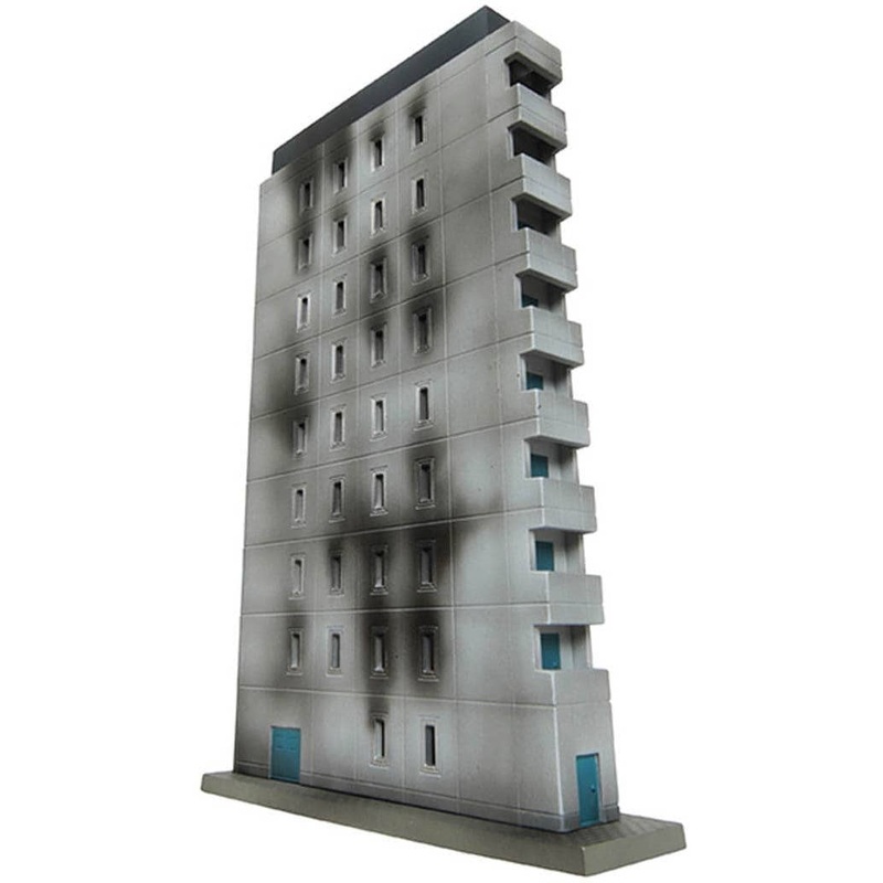 1/144 DCM15 Assault City B Urban Hotel