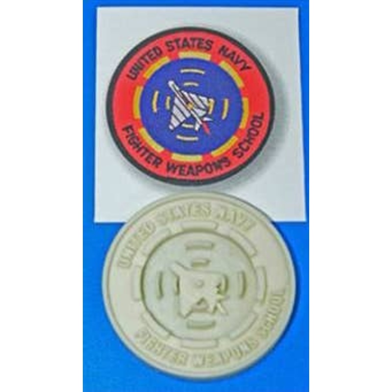 Badge IT!: Fighter Weapons sCHOOL USN (Resin Badge)