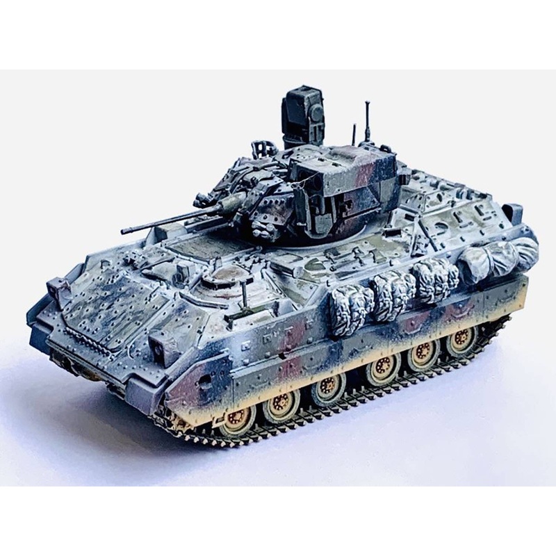 1/72 NEO Dragon Armor US Infantry Fighting Vehicle M2A3 Bradley (Winter Specification) Finished Product
