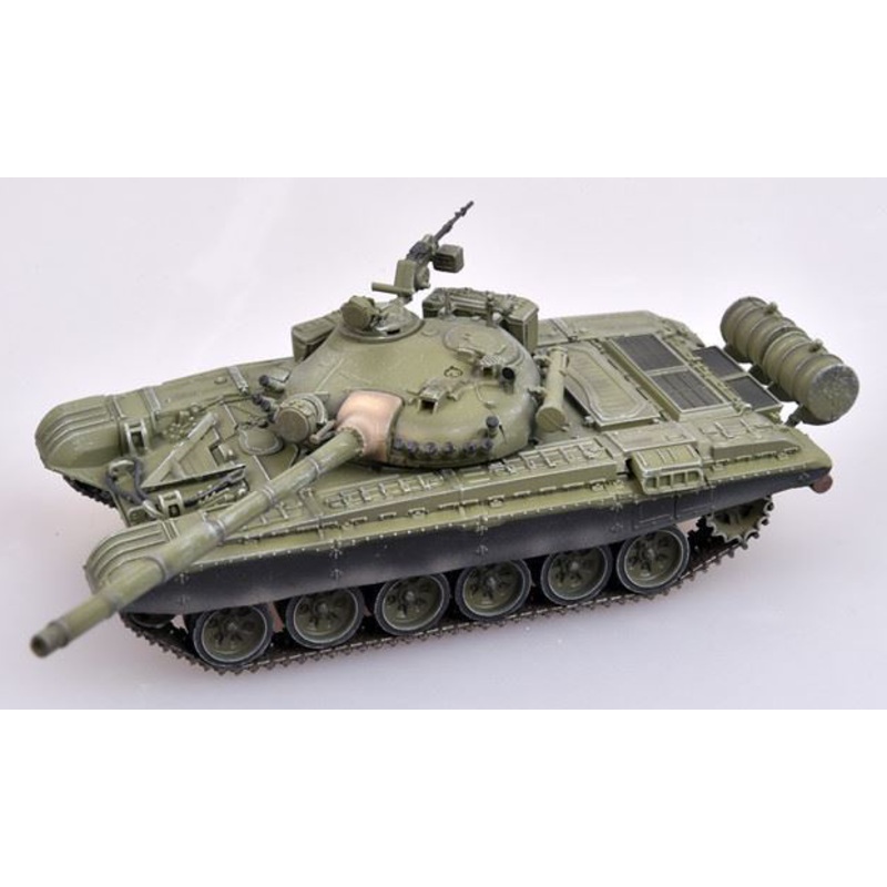 1/72 Soviet Army T-72A Main Battle Tank (1980s)