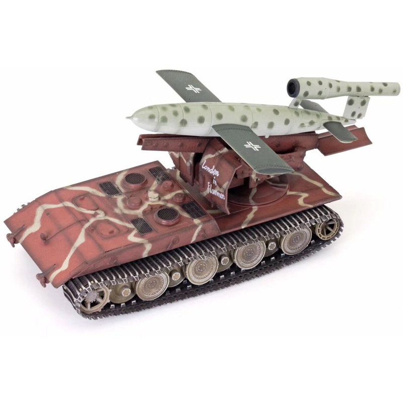 1/72 German WWII Waffentrager AUF E100 with V1 Missile 1946 Camouflage