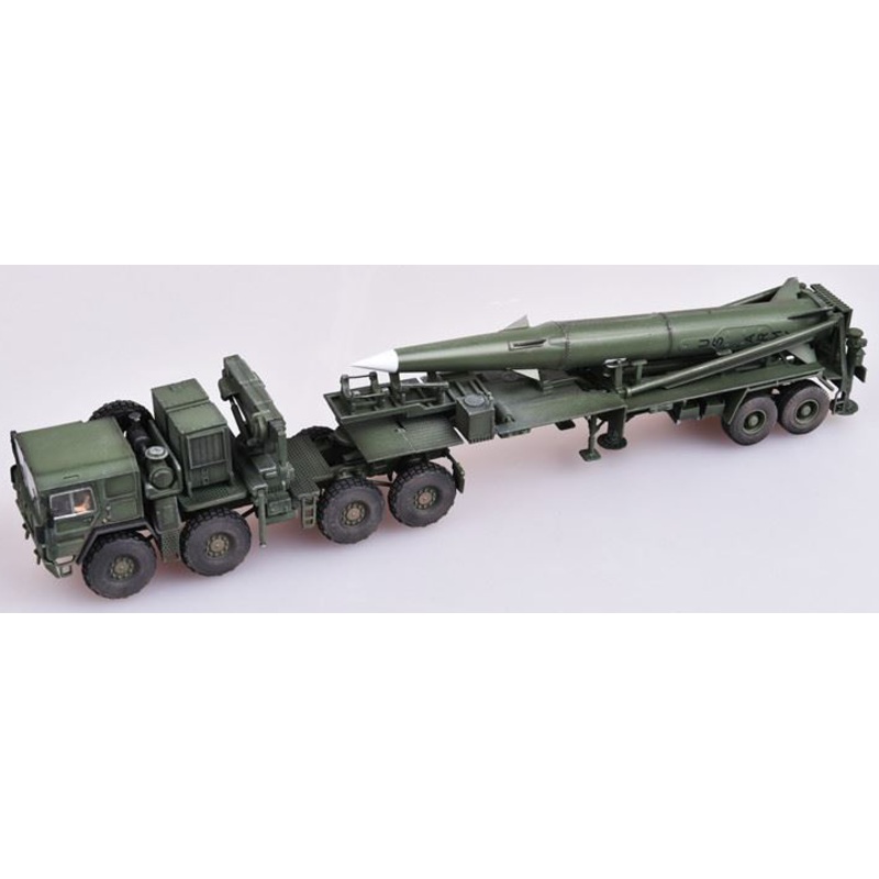 1/72 U.S. Army M1001 Tractor and Pershing II Tactical Missile 1st Battalion 9th Field Artillery, Wiley Barracks, Neu Ulm (1988)