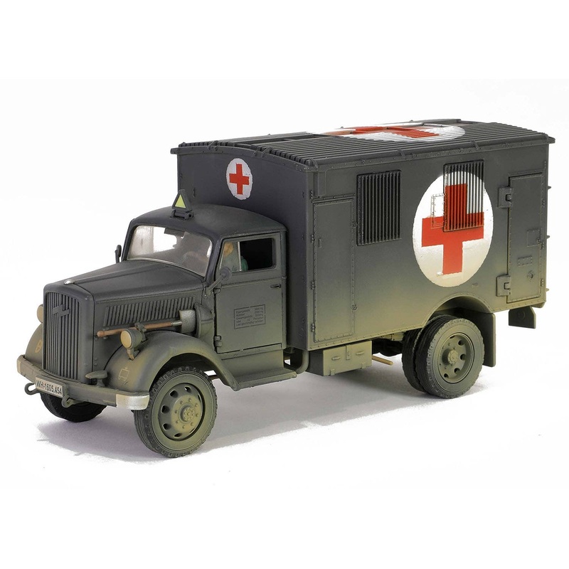 1/32 WW.II German Army Kfz305 Opel Blitz Ambulance Vehicle Green Finished Product