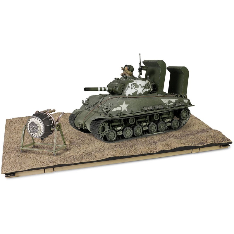 1/32 WW.II US M4 (105) Sherman HVSS Suspension Normandy Landing Operation Duct Included Finished Product