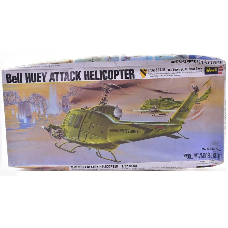 Bell Huey Attack Helicopter 1/32 Scale | H-259 | Revell Model Co.