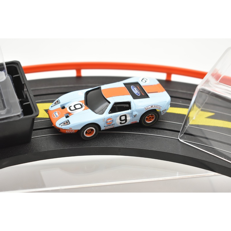 AUTO WORLD SC006 2OO5 GULF FORD GT CAB X-TRACTION ULTRA-G