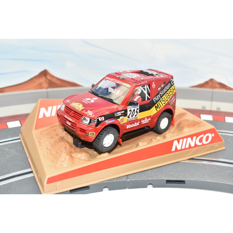 50305 NINCO 1/32 SLOT MITDUBISHI PAJERO 'JUTTA"