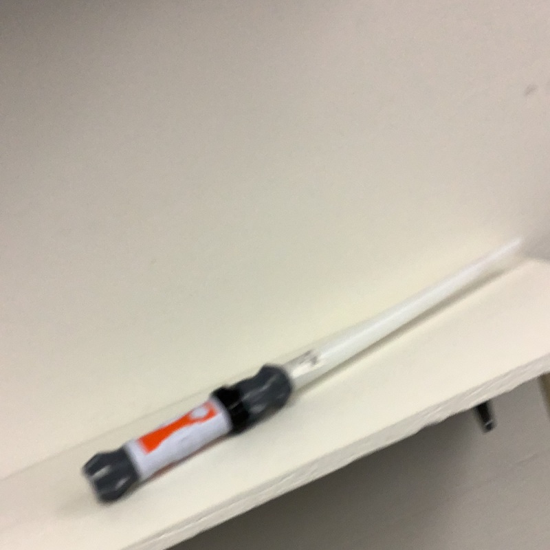 22 space warrior saber sword (3AAA batteries included)