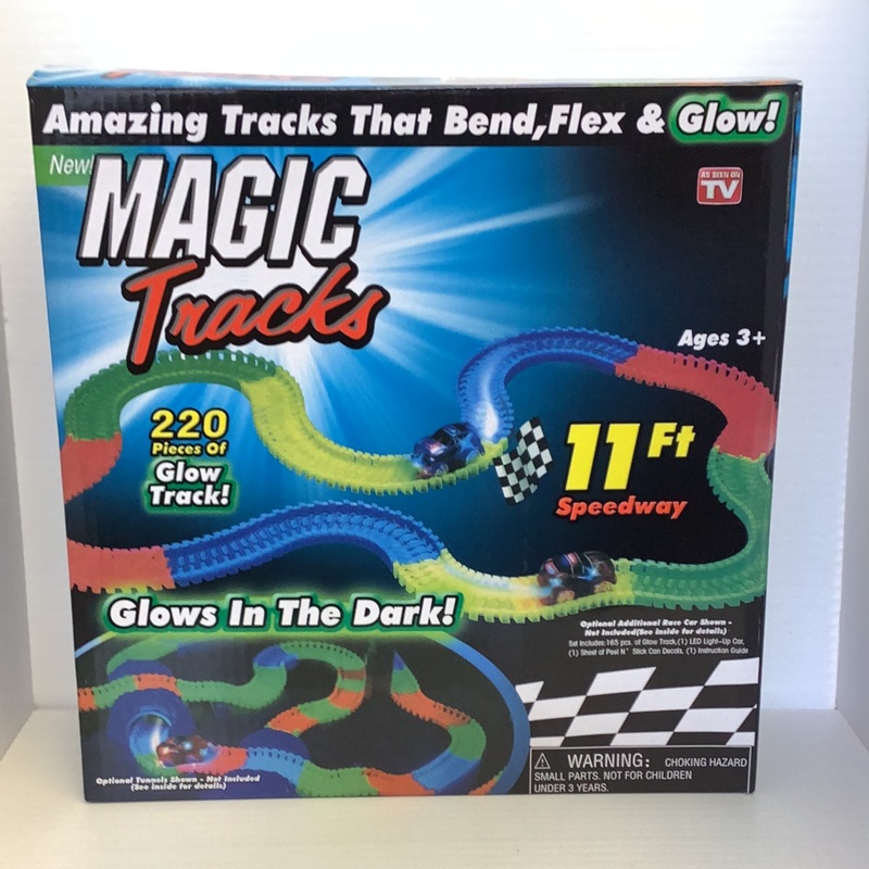 220 pc Magic Tracks Speedway with Light Up Car | 87439NV | BVP
