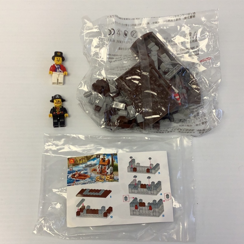Wange 27042N "PIRATES of ParadiseSERIES 146PCS boat and pirate fort in bag 2/FIGURES