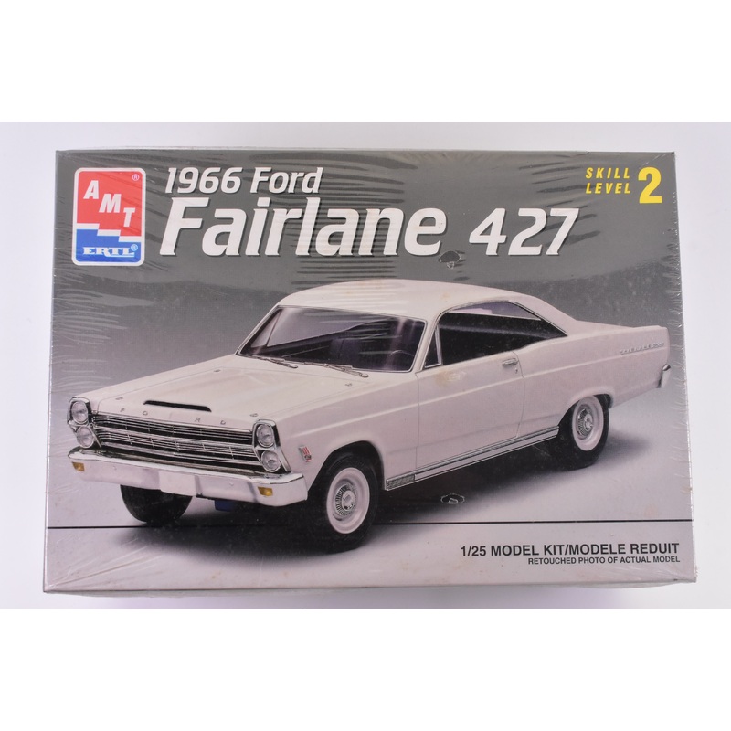 Vintage | 1966 Ford Fairlane 427 1:25 Scale | 6180 |  AMT/ERTL