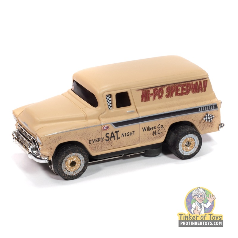 Thunderjet 1957 Chevy Suburban (Tan) 3A | SC416 | Auto World