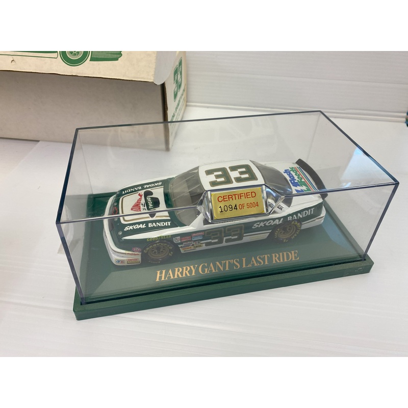 Skoal Bandit Racing "Harry Gant" 1994 Lumina 1/24 Scale | Harry Gant |  Revell Collection