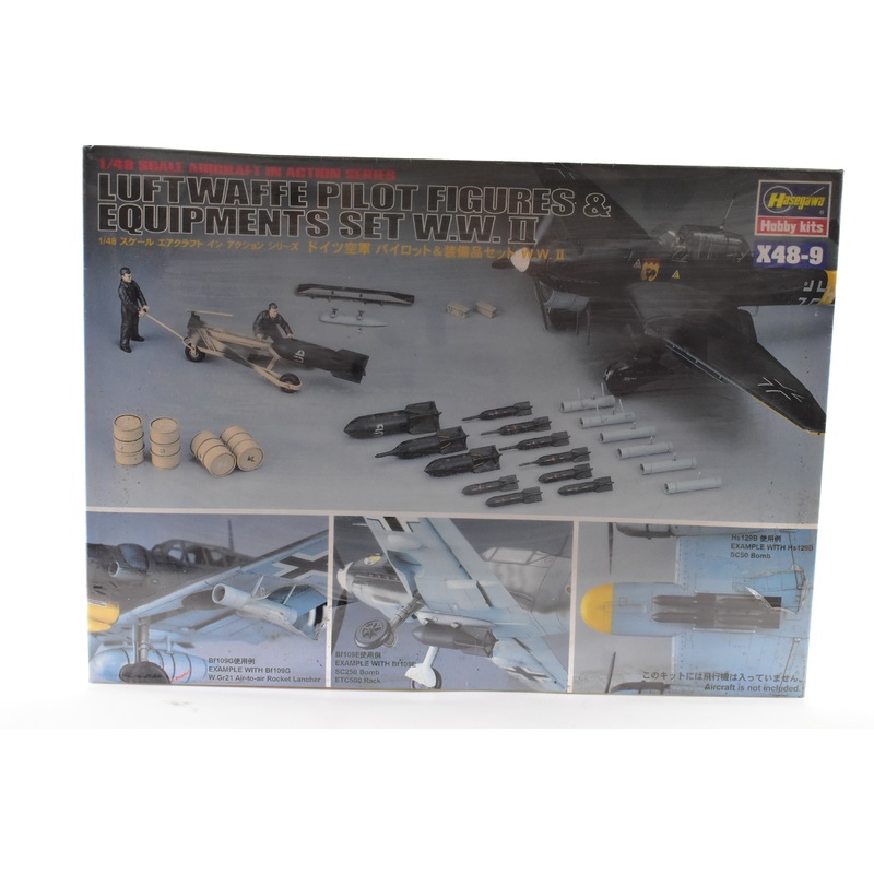 Second Chance Luftwaffe Pilot Figures & Equipment Set WWII 1:48 Scale  | 36009 | Hasegawa Model Kits