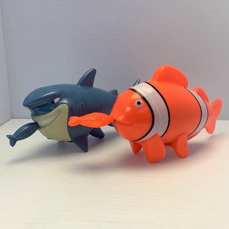 Shark/Clownfish Swimming Bath toy | 88565 | BVP